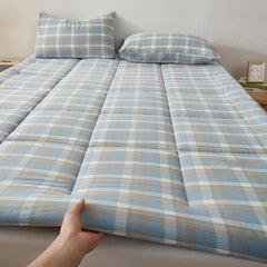 Checked Plaid Floor Mattress for Sleeping, Portable Mattress for Floor, Folding Japanese Futon Sofa Bed with Elastic Band, Double Single Tatami Floor Mat Washable,A,100x200cm/39x79in