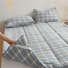 Checked Plaid Floor Mattress for Sleeping, Portable Mattress for Floor, Folding Japanese Futon Sofa Bed with Elastic Band, Double Single Tatami Floor Mat Washable,A,100x200cm/39x79in