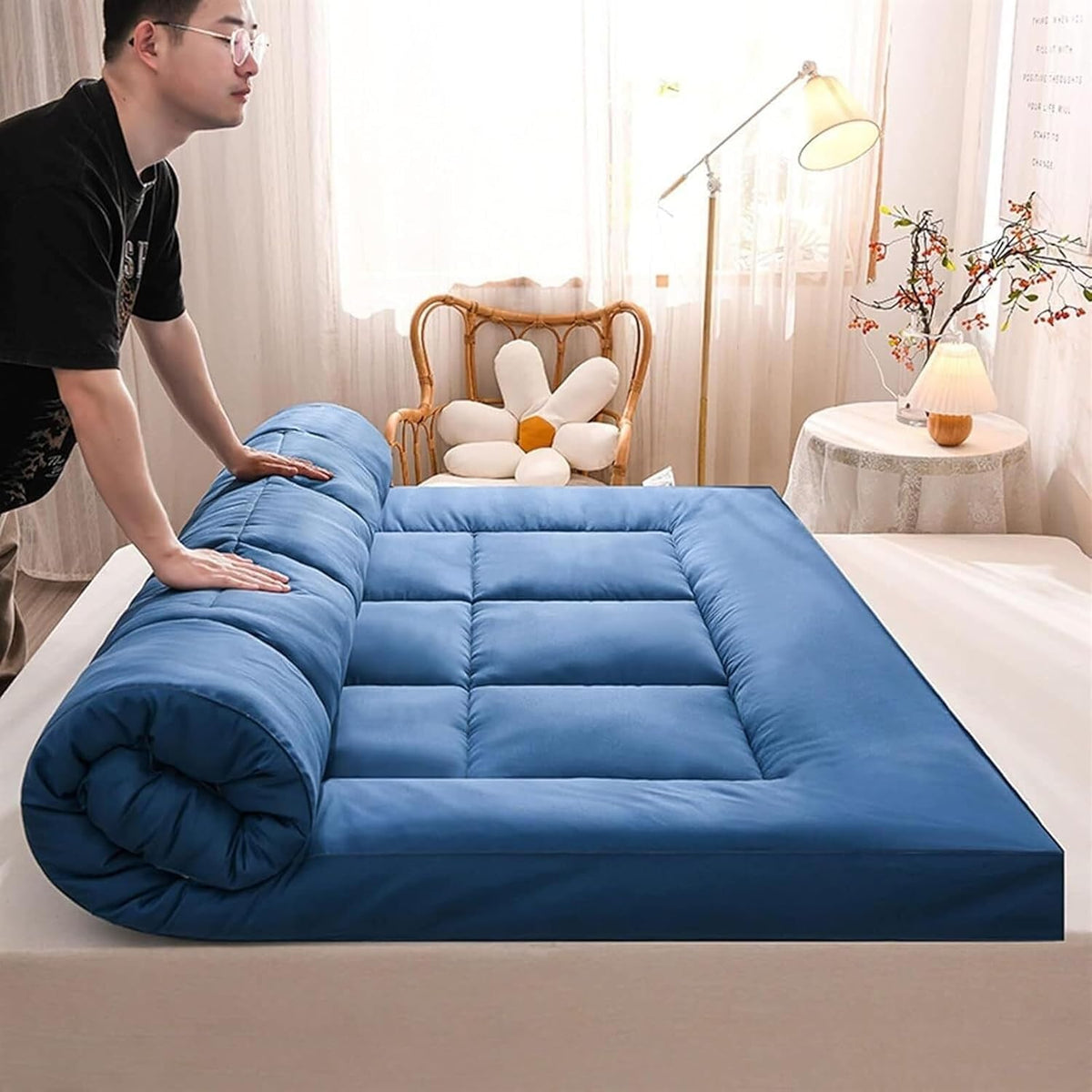 Camping Mattress, Adult Japanese futon Mattress, Portable Foldable Thick Floor Sleeping mat, Suitable for Home, Travel, car use.(White,150 * 200cm)