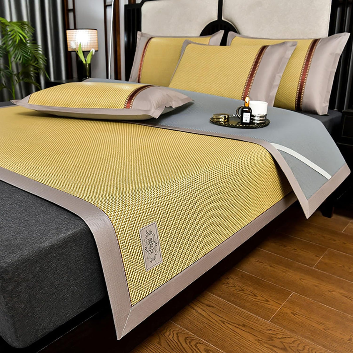 Summer Sleeping Mat, Foldable Breathable Cool Absorb Sweat Sleeping Mat, Cooling Bed for Home School Dormitory, Easy Care, Indoor Roll-up Runner Rug for Bedroom, Living Room, Entryway(Color B,200cm)